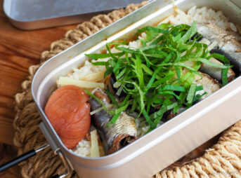 イワシの炊き込みご飯
